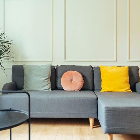 Classy Apartment - Old Town Bucureşti Ngoại thất bức ảnh