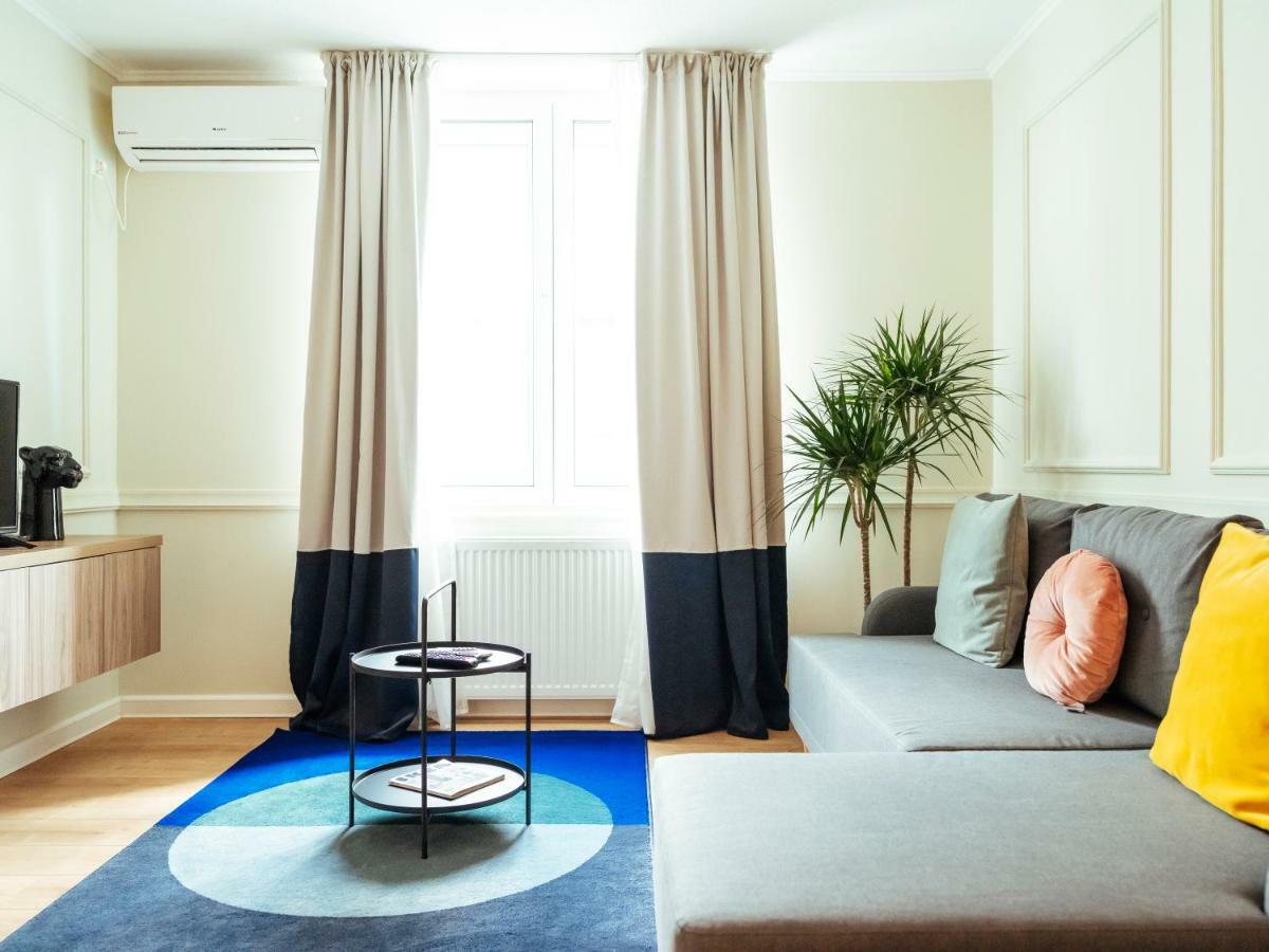 Classy Apartment - Old Town Bucureşti Ngoại thất bức ảnh
