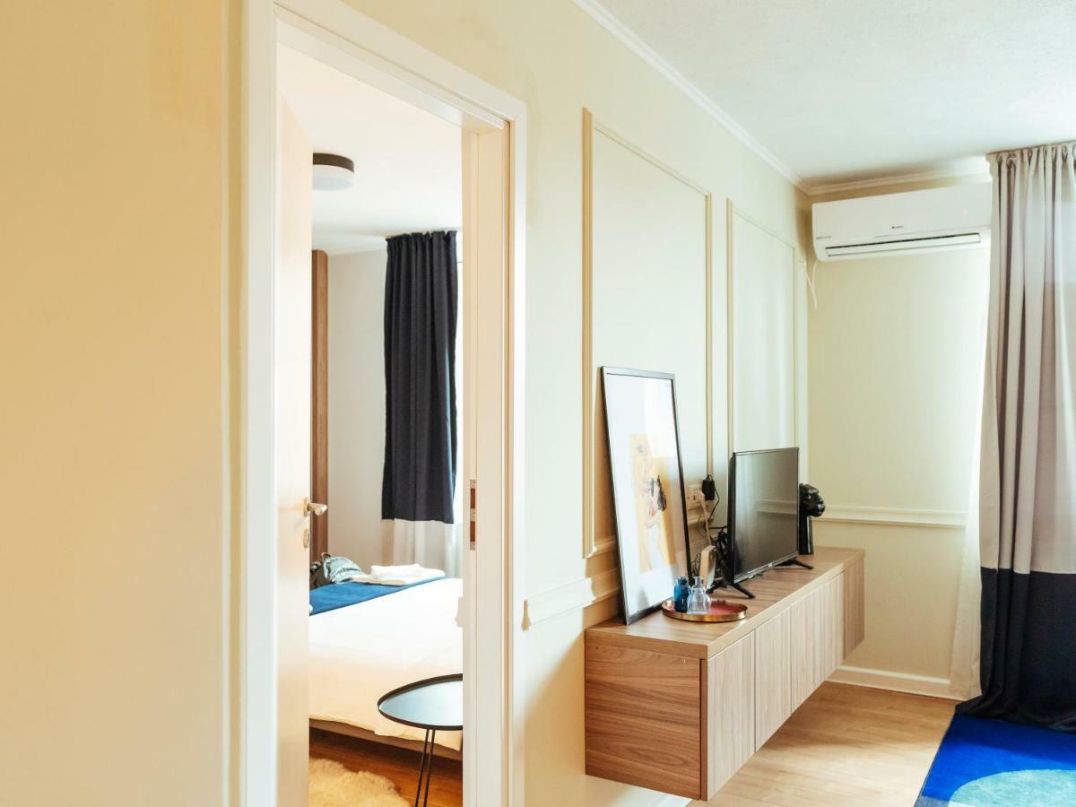 Classy Apartment - Old Town Bucureşti Ngoại thất bức ảnh