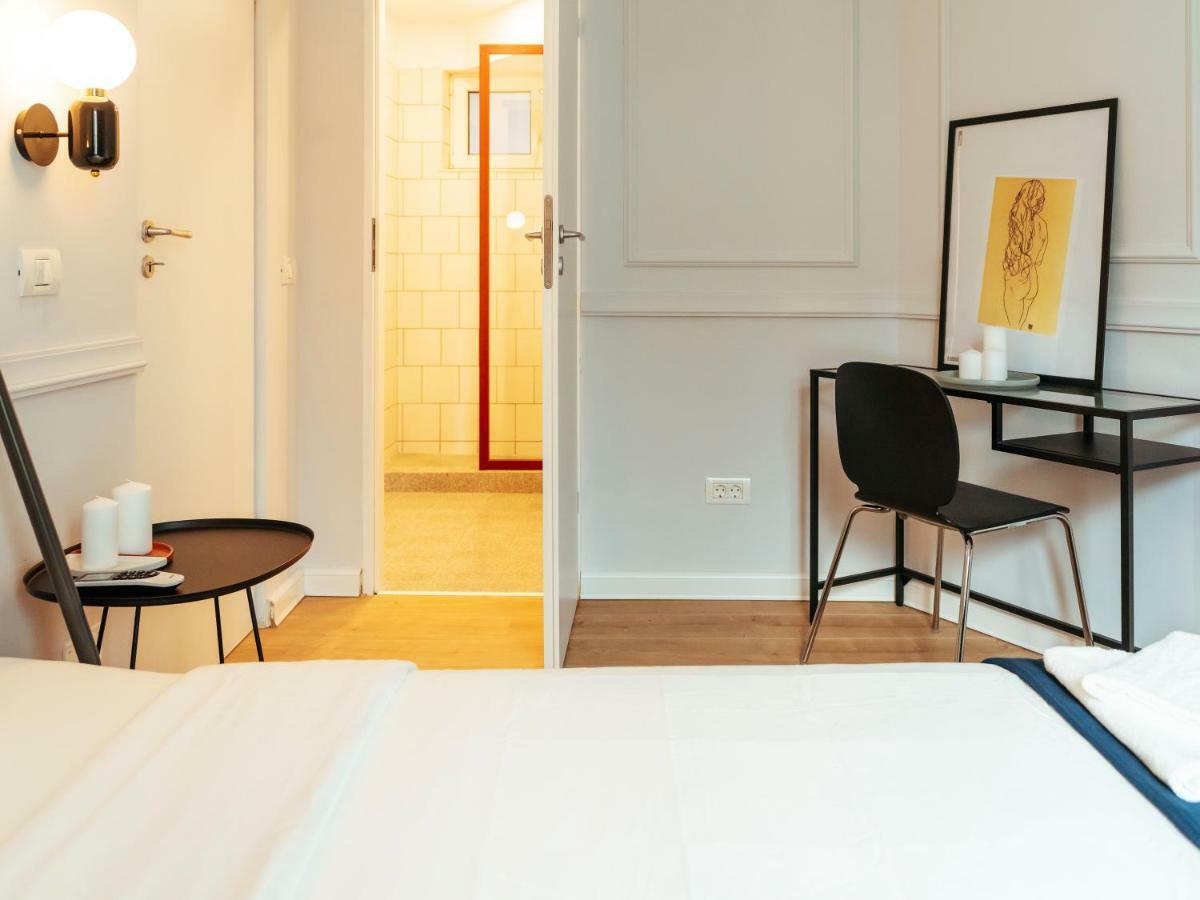 Classy Apartment - Old Town Bucureşti Ngoại thất bức ảnh