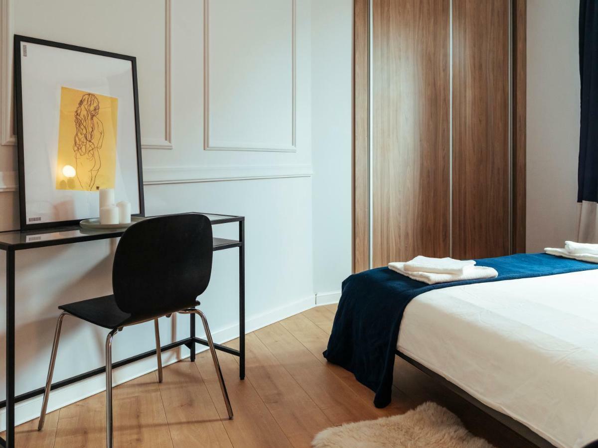 Classy Apartment - Old Town Bucureşti Ngoại thất bức ảnh