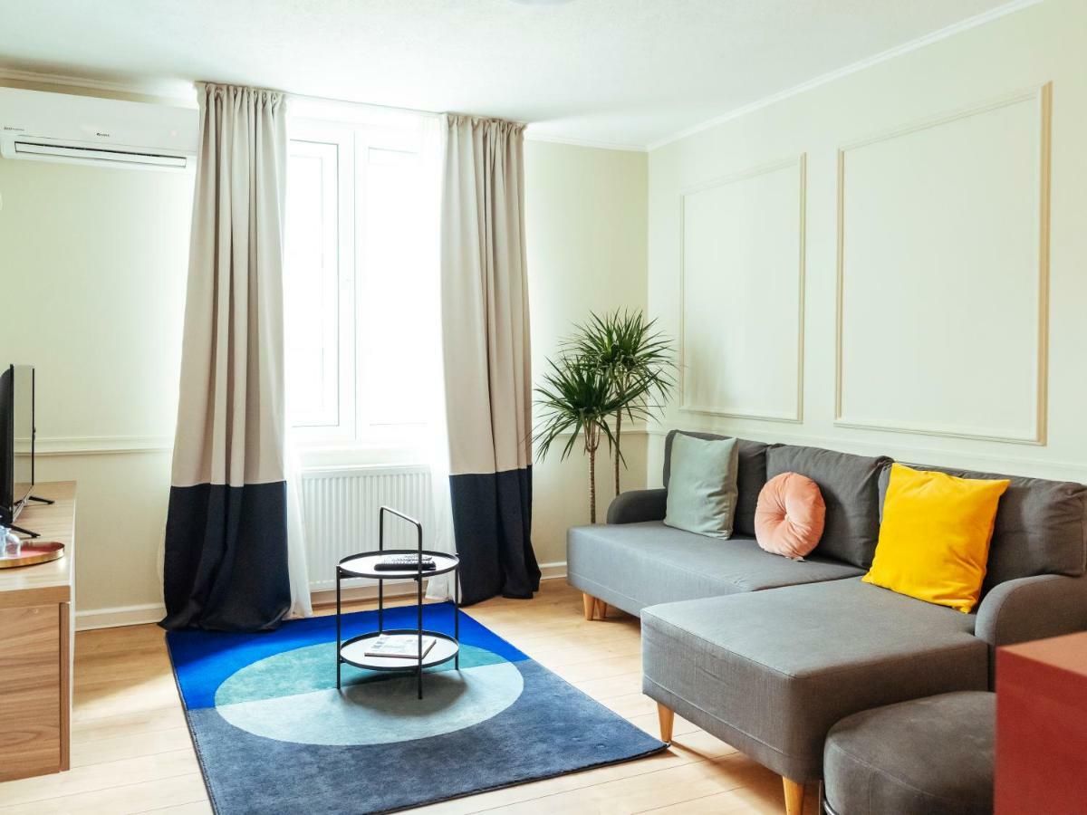 Classy Apartment - Old Town Bucureşti Ngoại thất bức ảnh