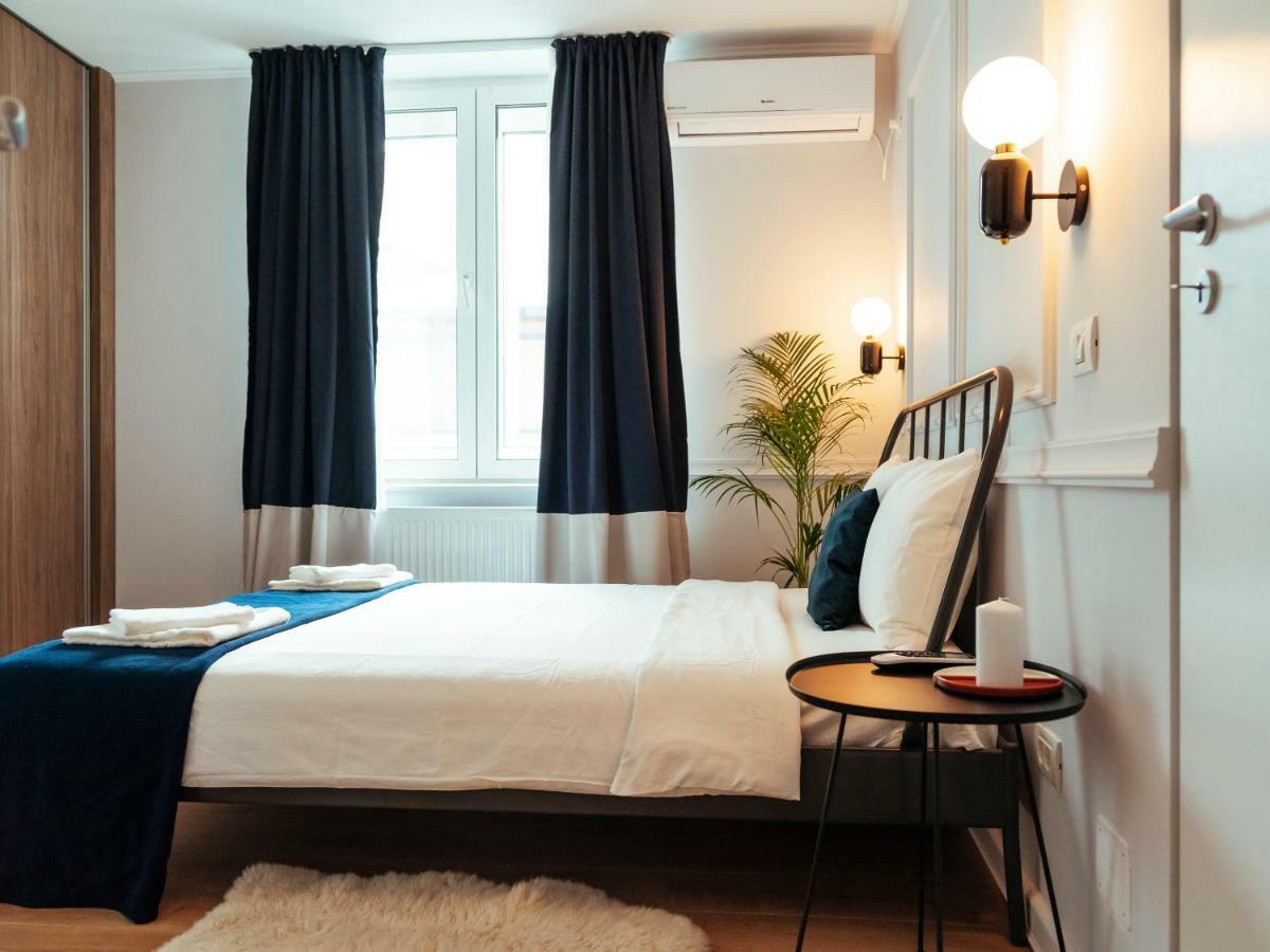 Classy Apartment - Old Town Bucureşti Ngoại thất bức ảnh